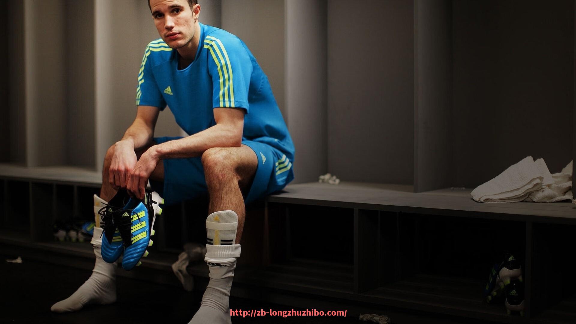 龙珠直播-篮球运动员“持球后观察决策反应时间”是否决定其传导效率